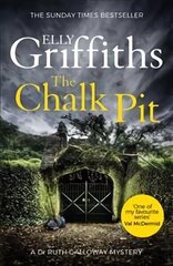 Chalk Pit: The Dr Ruth Galloway Mysteries 9 hind ja info | Fantaasia, müstika | kaup24.ee