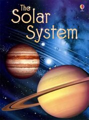 Solar System UK Re-issue цена и информация | Книги для подростков и молодежи | kaup24.ee