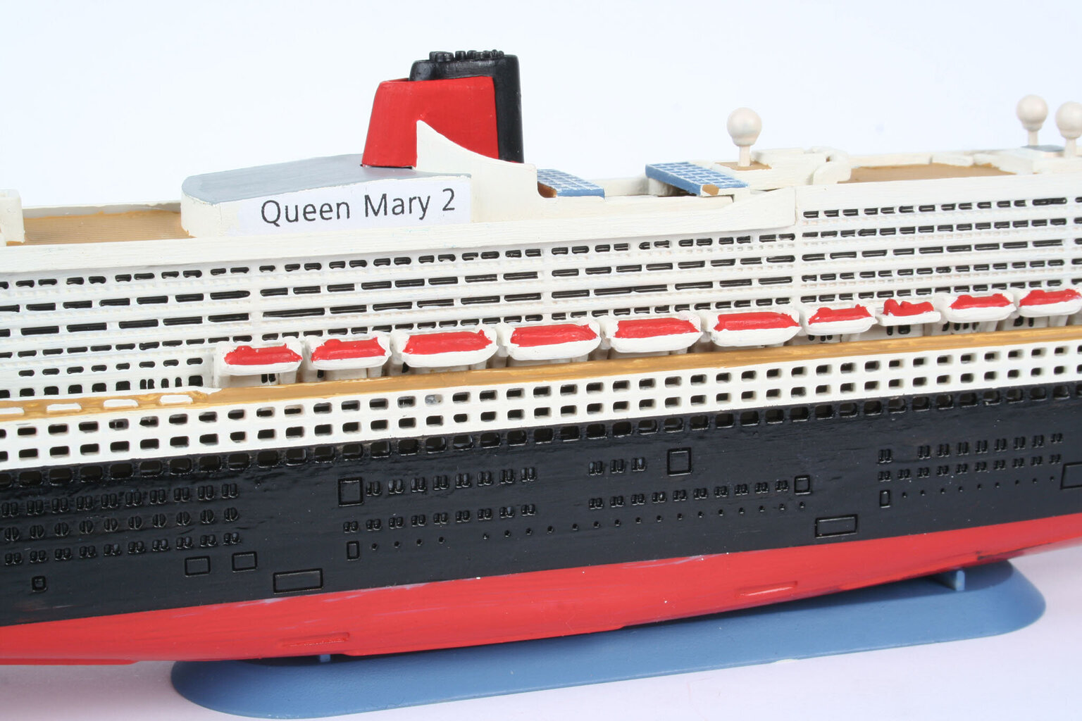 Kruiisilaeva mudel Revell OceanLiner Queen Mary 2, must, valge цена и информация | Poiste mänguasjad | kaup24.ee