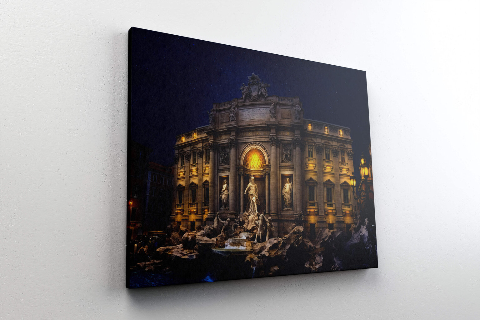 Reproduktsioon Trevi purskkaev öösel, 60x80 cm, Wolf Kult цена и информация | Seinapildid | kaup24.ee