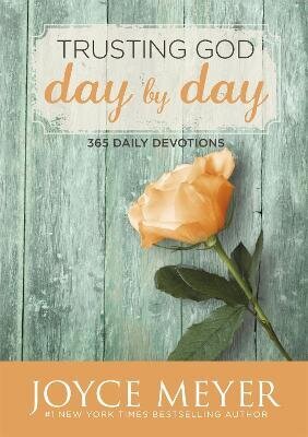 Trusting God Day by Day: 365 Daily Devotions цена и информация | Usukirjandus, religioossed raamatud | kaup24.ee