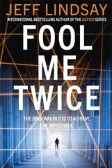 Fool Me Twice: Riley Wolfe Thriller hind ja info | Fantaasia, müstika | kaup24.ee