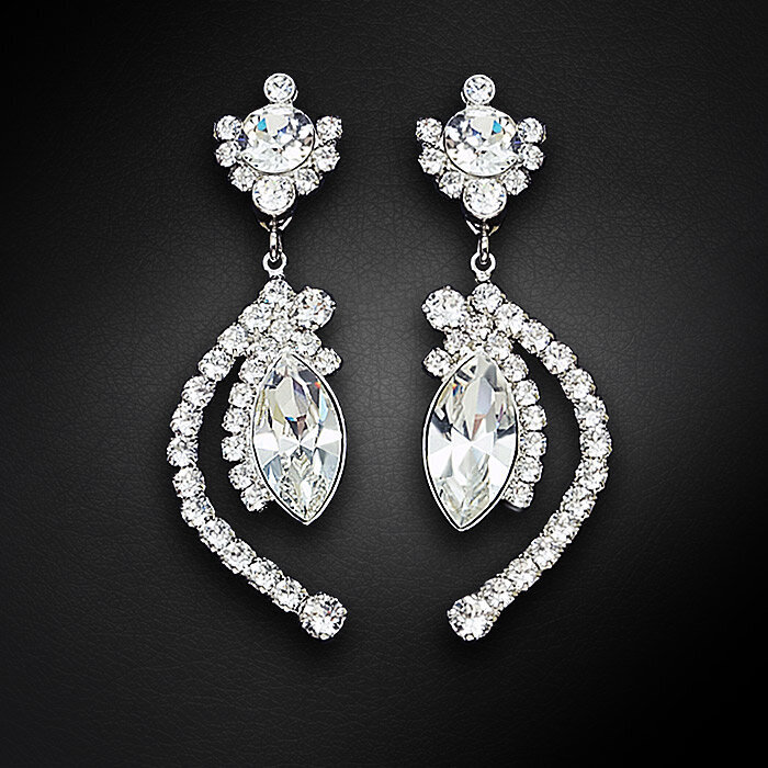 Naiste kõrvarõngad Diamond Sky „J'Adore V“ koos Swarovski kristallidega DS02A131 hind ja info | Kõrvarõngad | kaup24.ee