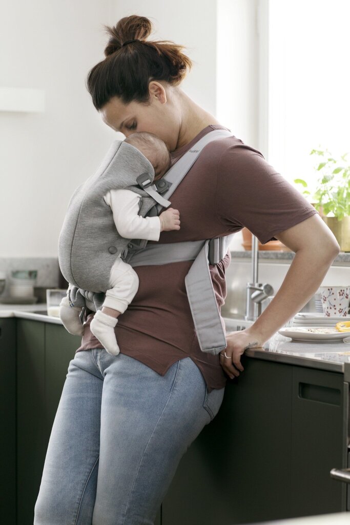 Kandekott Babybjörn Mini Carrier, Light Grey цена и информация | Kõhukotid | kaup24.ee