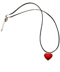 Ожерелье с подвеской в ​​виде сердца и плетеным черным кожаным шнурком с застежкой регулируемой длины. цена и информация | Украшения на шею | kaup24.ee