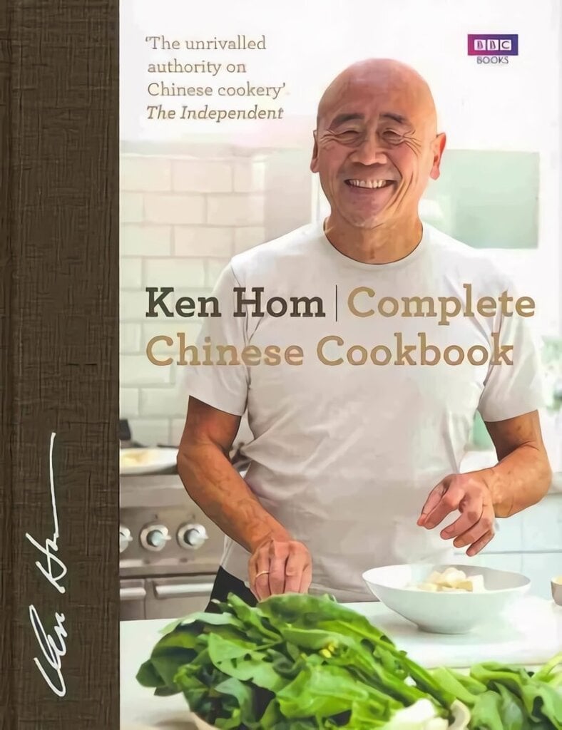 Complete Chinese Cookbook: the only comprehensive, all-encompassing guide to Chinese cookery, fronted by much-loved chef Ken Hom цена и информация | Retseptiraamatud  | kaup24.ee