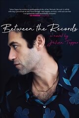 Between The Records цена и информация | Фантастика, фэнтези | kaup24.ee