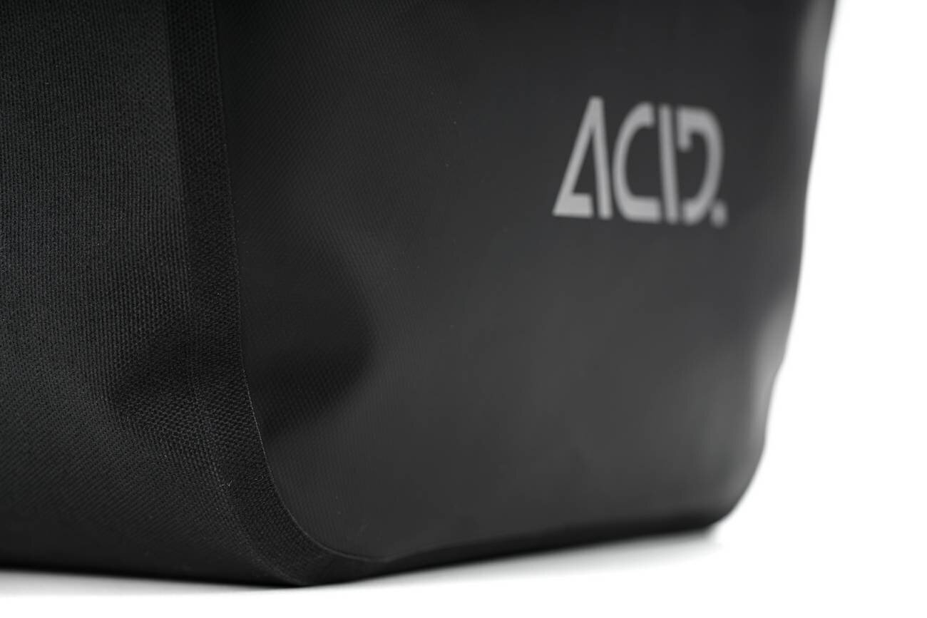 Reisikott ACID Travlr Pure 15 l. juodas цена и информация | Rattakotid ja telefonikotid | kaup24.ee