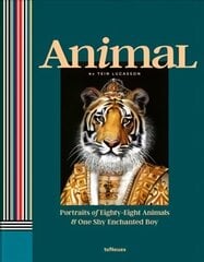 Animal: Portraits of Eighty-Eight Animals & One Shy Enchanted Boy hind ja info | Fotograafia raamatud | kaup24.ee
