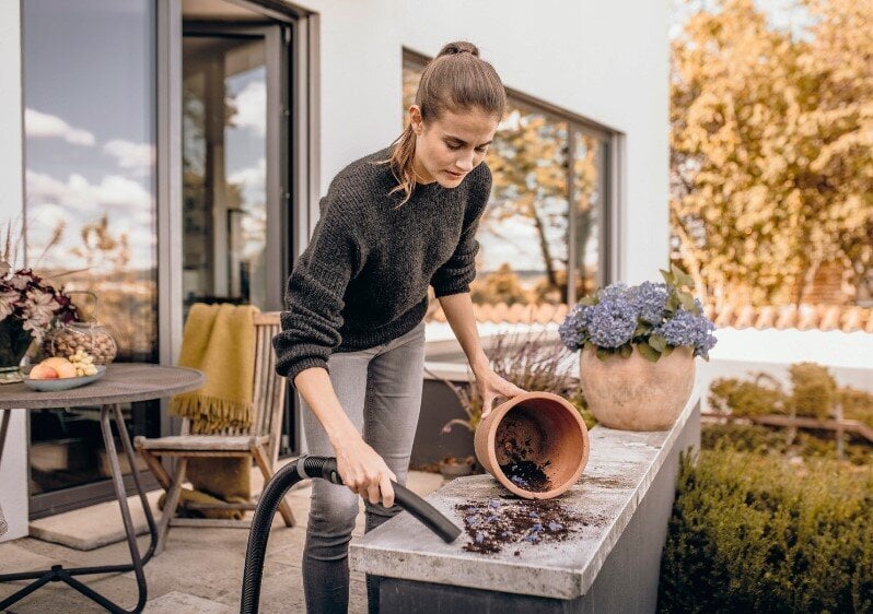 Tööstuslik tolmuimeja KARCHER 1000W hind ja info | Tööstuslikud tolmuimejad | kaup24.ee