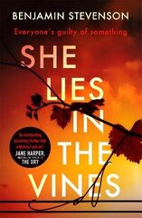 She Lies in the Vines: An atmospheric novel about our obsession with true crime цена и информация | Фантастика, фэнтези | kaup24.ee