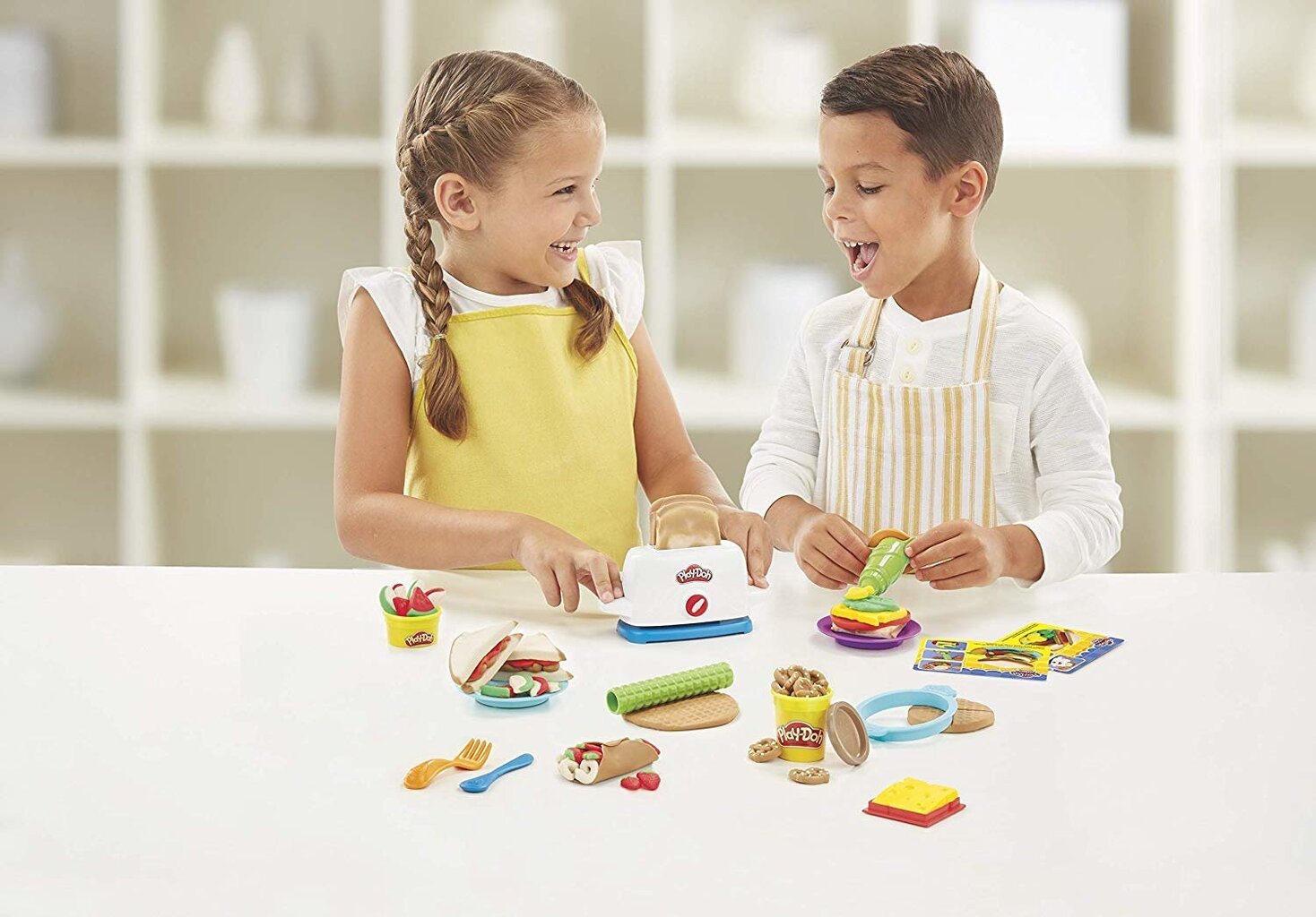 Plastiliini komplekt Jäätise tegemise masin Hasbro Play-Doh hind ja info | Arendavad mänguasjad | kaup24.ee