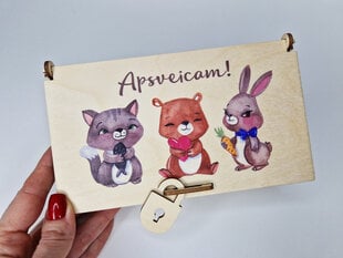 Puidust kast rahakingituseks, millel on armsad loomad ja kiri "Apsveicam!" hind ja info | Muud kingitused | kaup24.ee