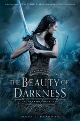 Beauty of Darkness: The Remnant Chronicles, Book Three hind ja info | Noortekirjandus | kaup24.ee