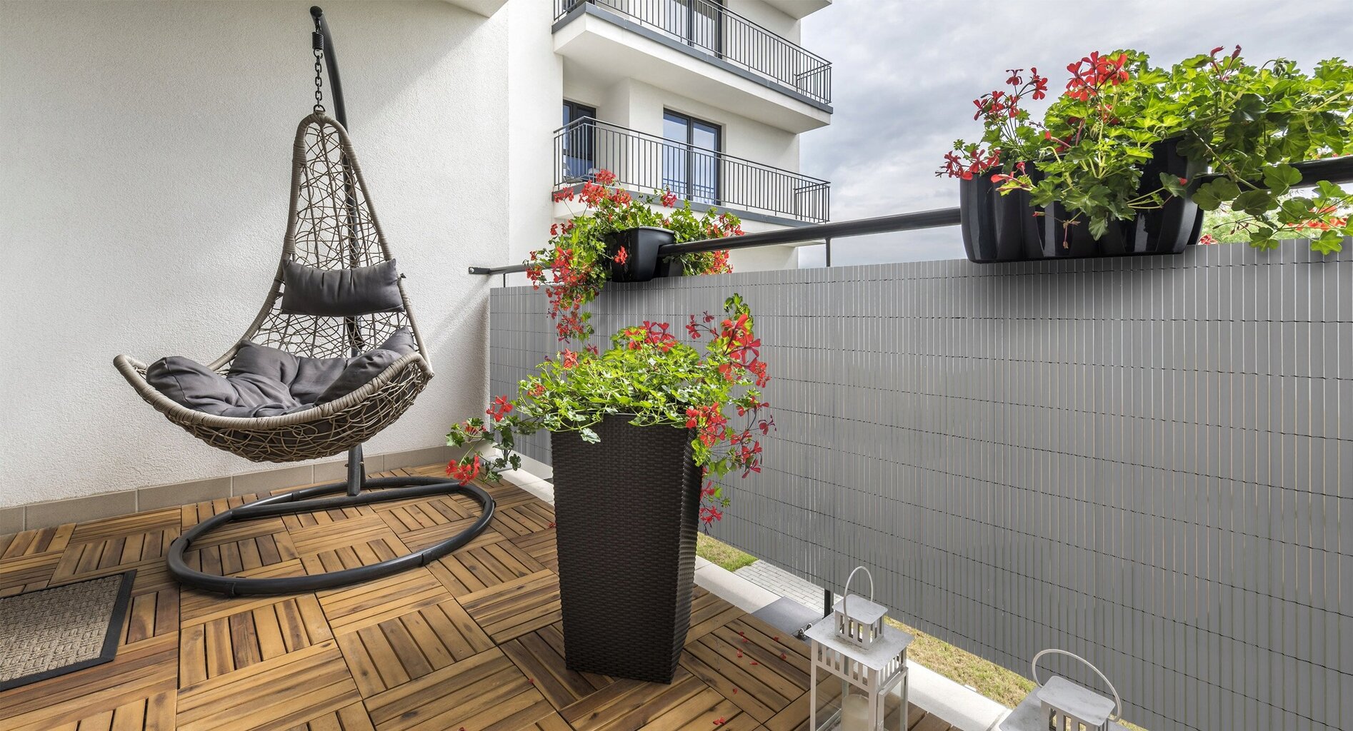 Rõdu/terrassi päikesekaitse - vari Plast PVC, 1,8 x 4 m hall hind ja info | Päikesevarjud, markiisid ja alused | kaup24.ee