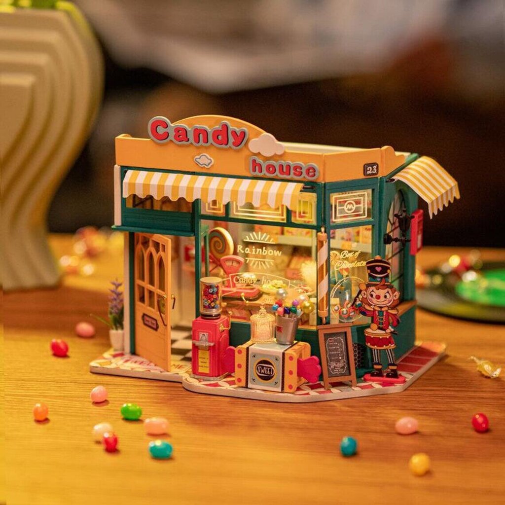 Puidust kokkupandav miniatuurne Robotime 3D Candy House цена и информация | Klotsid ja konstruktorid | kaup24.ee