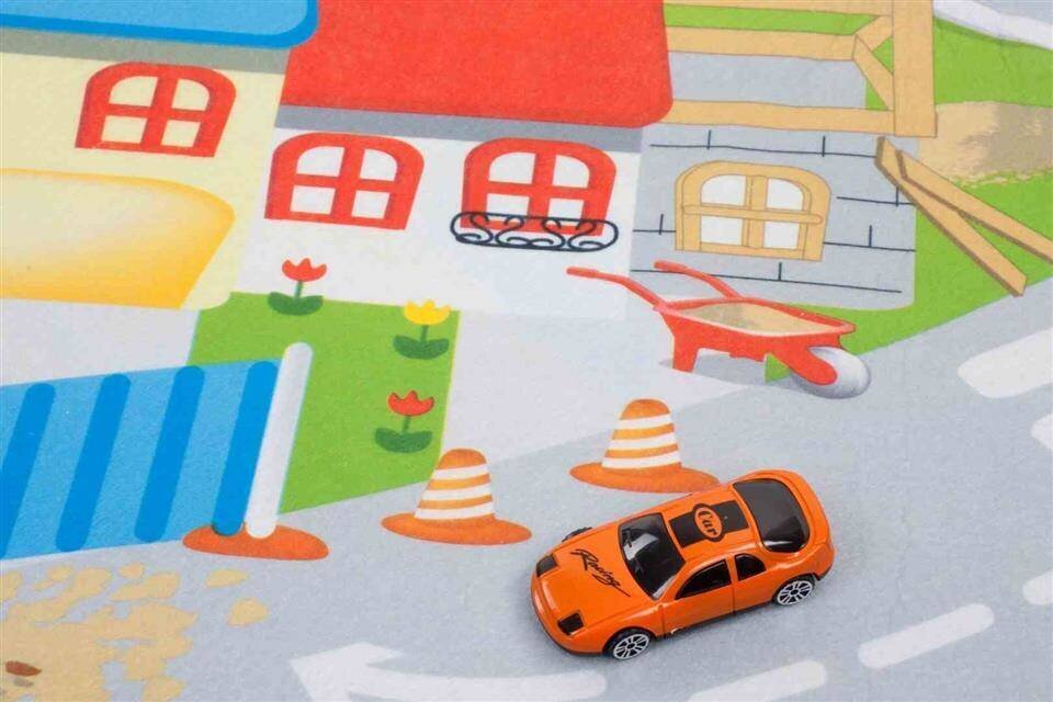 Vaip koos autodega цена и информация | Imikute mänguasjad | kaup24.ee