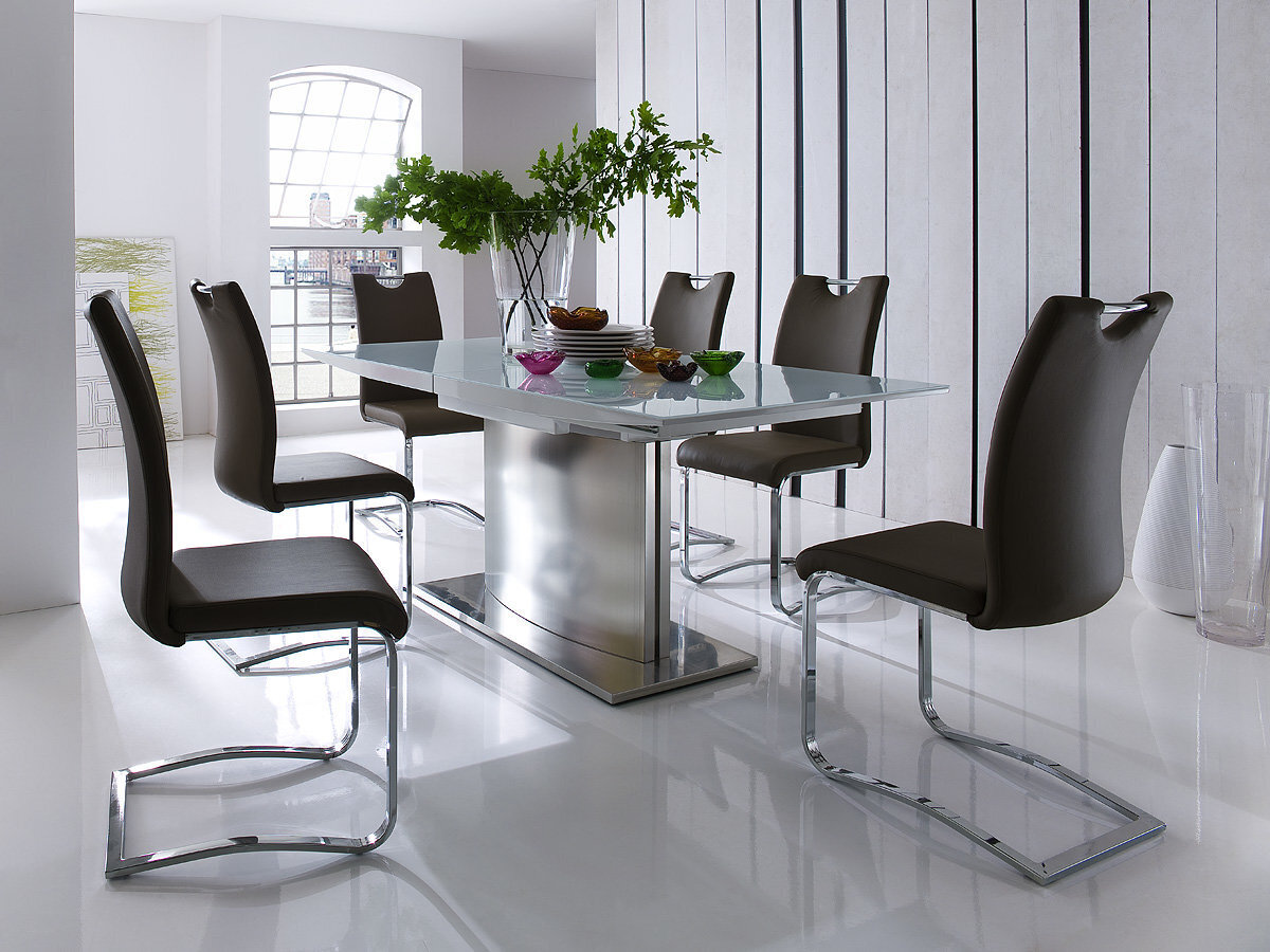 4 tooli komplekt Koeln, punane цена и информация | Söögilaua toolid, köögitoolid | kaup24.ee