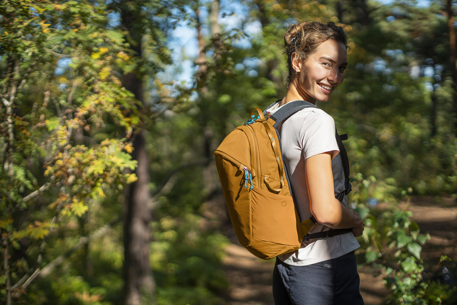 Vargusvastane urban seljakott Pacsafe Eco 18L, Oranž hind ja info | Spordikotid, seljakotid | kaup24.ee