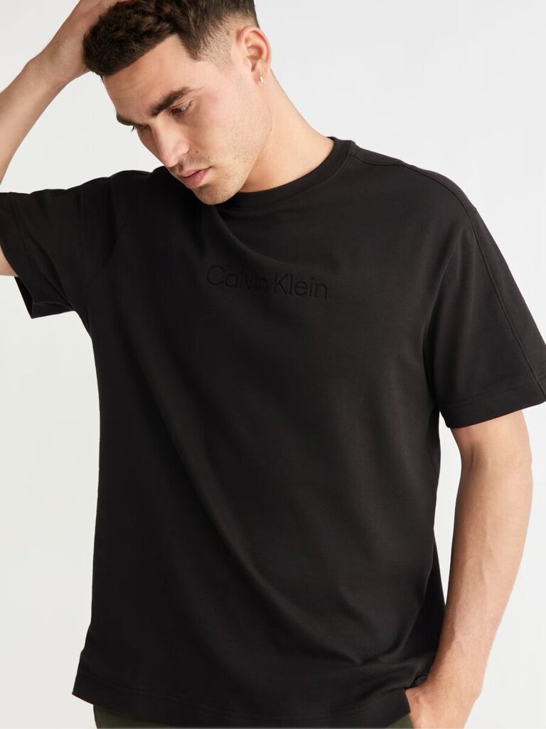 Meeste särk Calvin Klein Comfort Debossed Logo Black 560076093 hind ja info | Meeste T-särgid | kaup24.ee