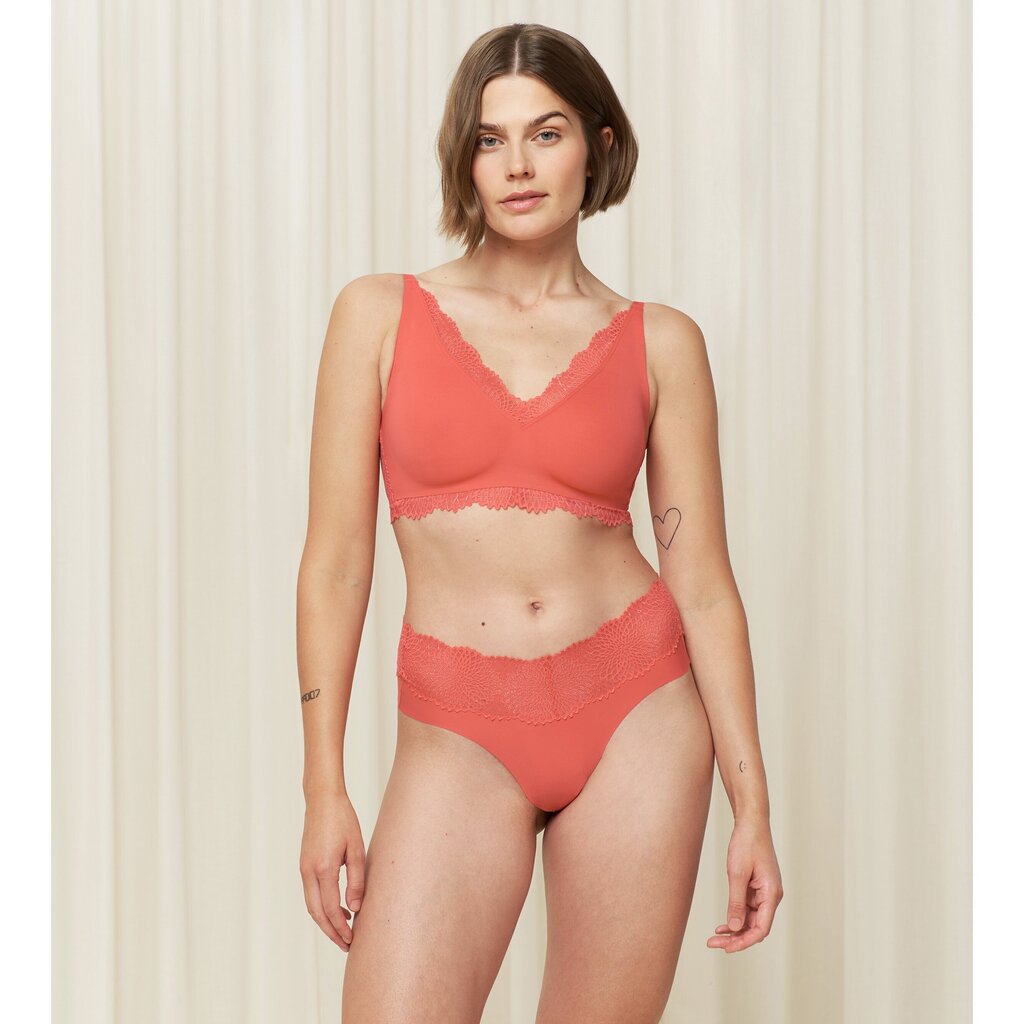 Naiste aluspüksid Triumph Summer Sensation Maxi String 7613141599772, punane цена и информация | Naiste aluspüksid | kaup24.ee