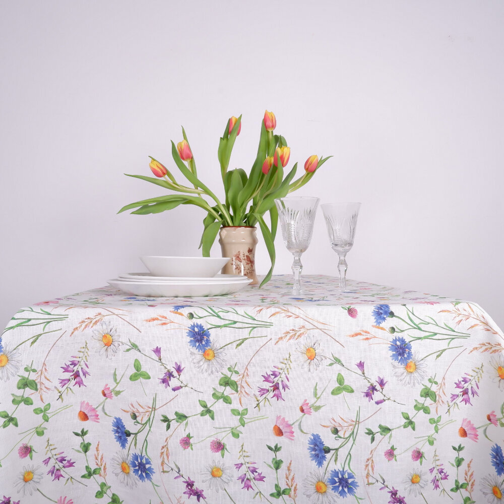 Norravilla linane laudlina Flowers, 140x140 cm hind ja info | Laudlinad, lauamatid, servjetid | kaup24.ee