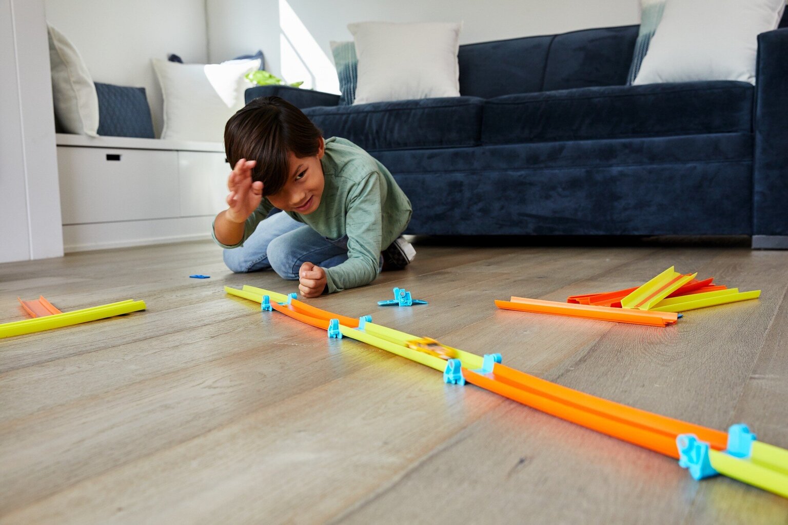 Kokkupandav rööbastee ehituskomplekt Hot Wheels Track Builder hind ja info | Poiste mänguasjad | kaup24.ee