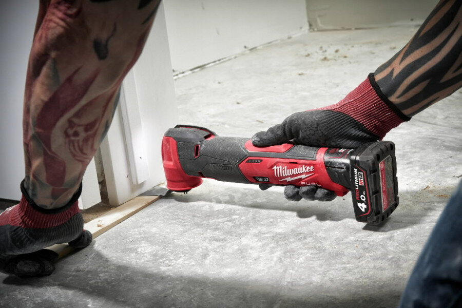 Multitööriist Milwaukee M12 FMT-0 - aku ja laadijata hind ja info | Lihvmasinad ja ketaslõikurid | kaup24.ee