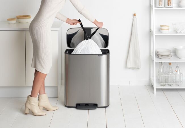 Brabantia prügikast Bo pedaaliga 60 L Matt Steel FPP hind ja info | Prügikastid | kaup24.ee