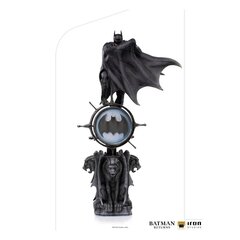 Batman 1/10 34 cm цена и информация | Атрибутика для игроков | kaup24.ee