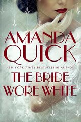 Bride Wore White: escape to the glittering, scandalous golden age of 1930s Hollywood цена и информация | Фантастика, фэнтези | kaup24.ee
