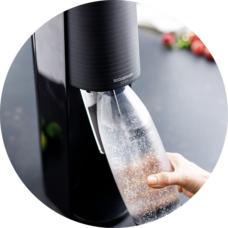 Mulliveemasin SodaStream Terra, 2 pudelit, +2 padrunit, must hind ja info | Mulliveemasinad | kaup24.ee