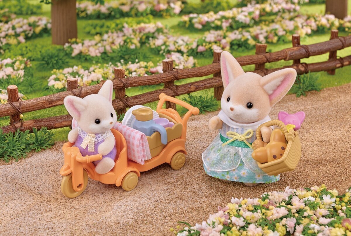 Sylvanian Families mängukomplekt Sunny Picnic Set Fennec Fox Sister & Baby hind ja info | Tüdrukute mänguasjad | kaup24.ee