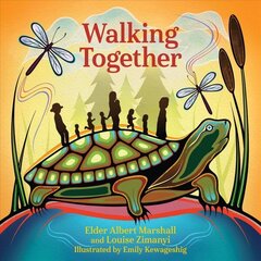 Walking Together цена и информация | Книги для малышей | kaup24.ee