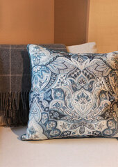 Наволочка для декоративной подушки MogiHome Parisa цена и информация | Декоративные подушки и наволочки | kaup24.ee