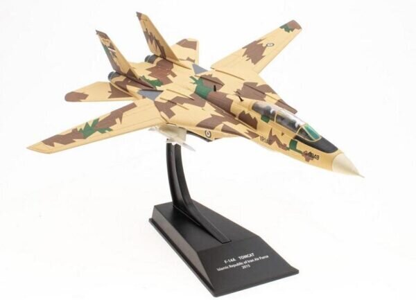 F-14A TOMCAT Islamic Republic of Iran Air Force 2015 - with Folding Wings Hachette 1:100 FLA058 hind ja info | Mudelautode kollektsioneerimine | kaup24.ee