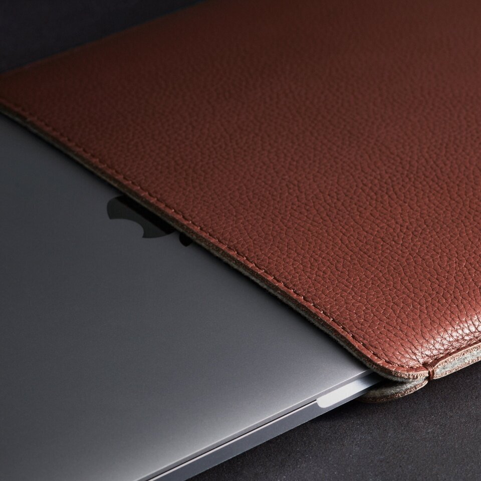 Woolnut kaitseümbris Leather Sleeve 13" MacBook Pro & Air, pruun hind ja info | Arvutikotid | kaup24.ee