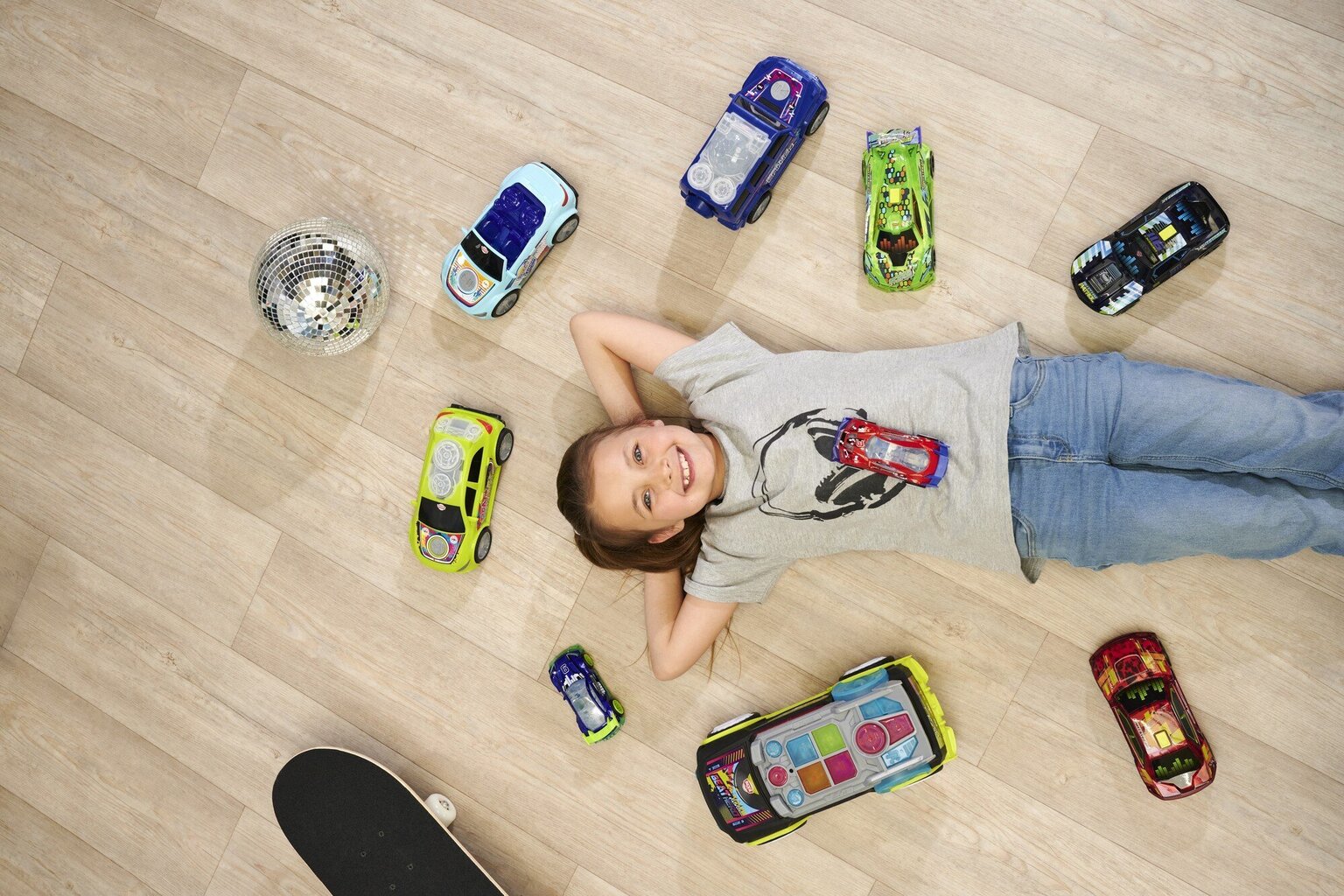 Iteraktiivne võidusõiduauto Dickie Toys цена и информация | Poiste mänguasjad | kaup24.ee