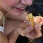 Niisutav huulepalsam saialillega õrnadele ja hoolitsetud huultele E-vitamiiniga Marusha, 9 g цена и информация | Huulepulgad, -läiked, -palsamid, vaseliin | kaup24.ee