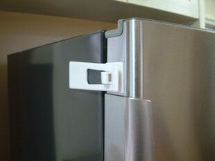 Защита для холодильника Dreambaby® цена и информация | Dreambaby Приспособления для кормления | kaup24.ee