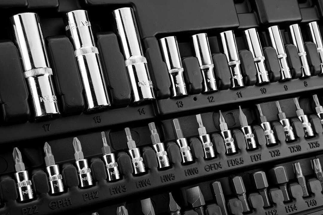 Tööriistakomplekt Neo 10-060, 86 tk. hind ja info | Käsitööriistad | kaup24.ee