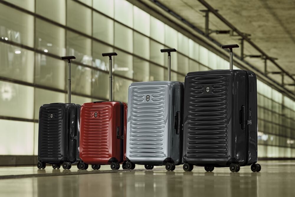 Käsipagasikohver Victorinox Airox Carry-on, 33 L, Hõbedane цена и информация | Kohvrid, reisikotid | kaup24.ee