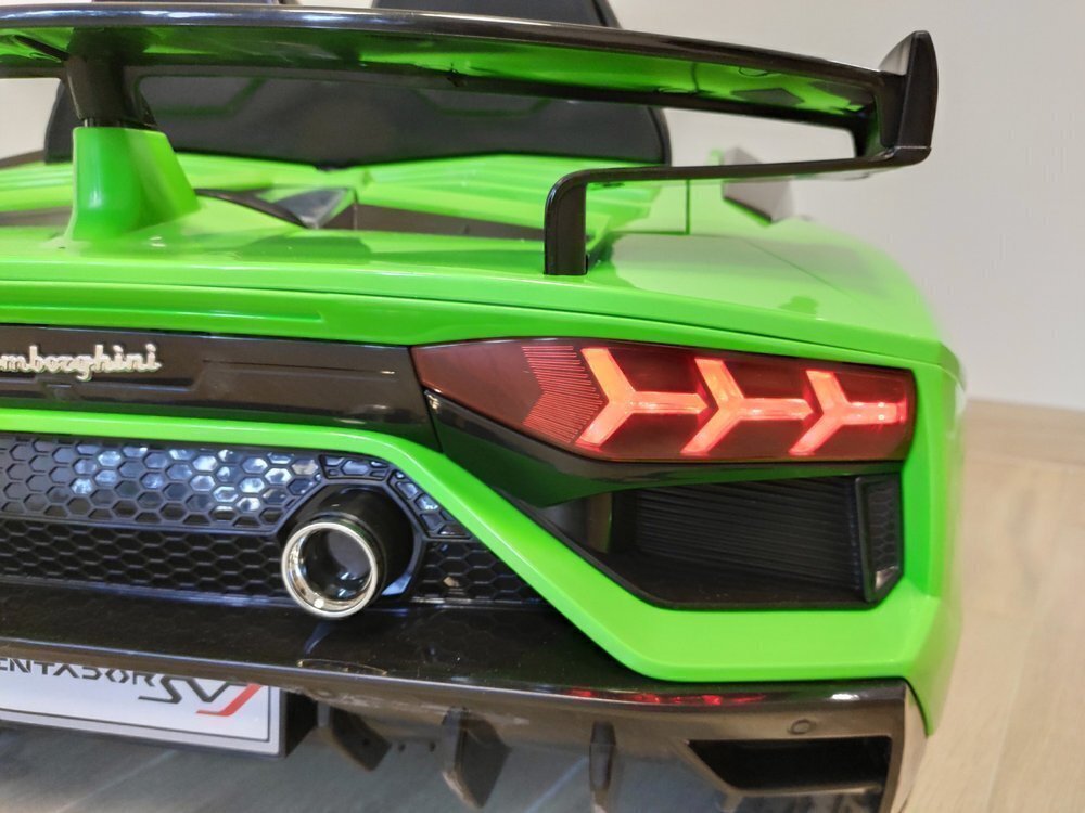 Ühekohaline elektriauto Lamborghini Aventador, roheline hind ja info | Laste elektriautod | kaup24.ee