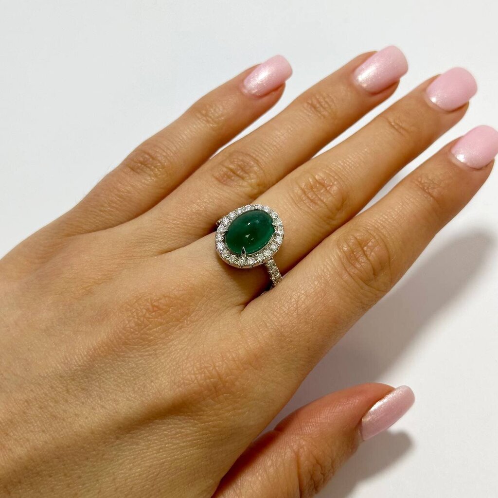 Naiste hõbesõrmus loodusliku smaragdiga ja Moissanite'idega цена и информация | Sõrmused | kaup24.ee