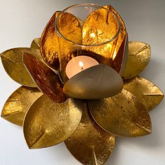 Подсвечник Золотой цветок лотоса цена и информация | Подсвечники, свечи | kaup24.ee