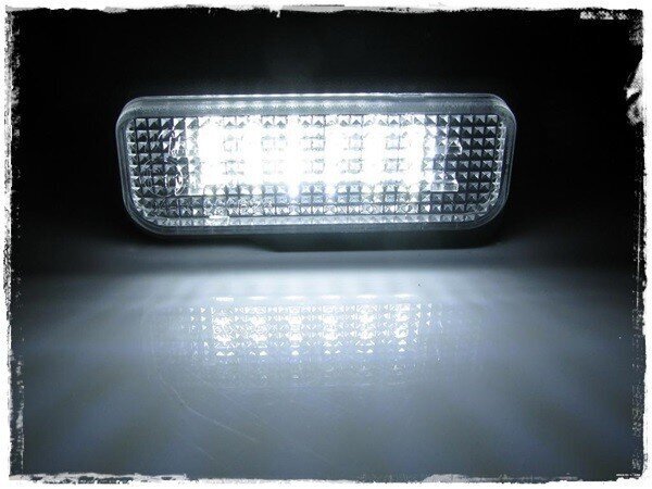 LED numbrimärgi valgustus 6000K Mercedes W211 4D/5D, W203 5D, W219 4D, R171 2D hind ja info | Autopirnid | kaup24.ee