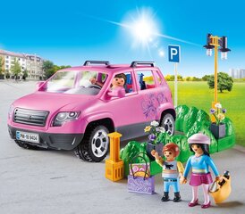 9404 PLAYMOBIL® City Life, Семейный автомобиль с парковкой цена и информация | Конструкторы и кубики | kaup24.ee