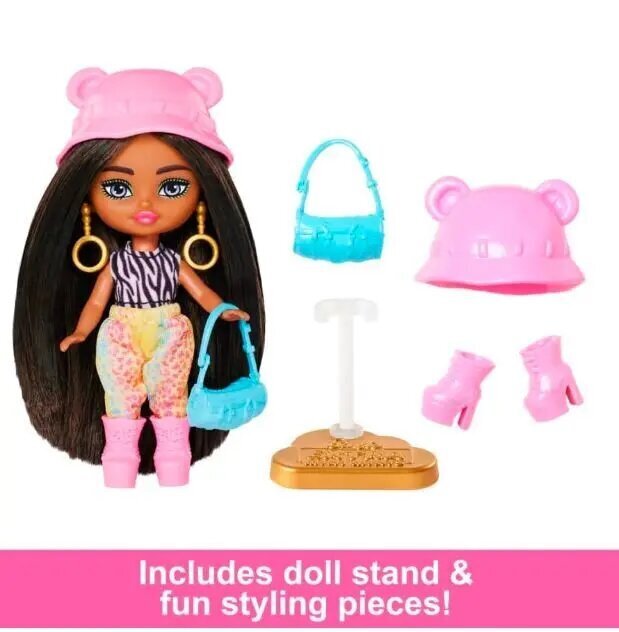 Kirjeldus Barbie Extra Fly nukud reisida stiilis, Kiik julge moe erinevate reisisihtkohtadesse! Iga posable 3,25-tolline Barbie Extra Mini Minis nukk on oma unikaalne välimus koos komplekt ideaalne lumi, kõrb, safari või rannas põgenemine. Sihtkoha-teemal цена и информация | Tüdrukute mänguasjad | kaup24.ee