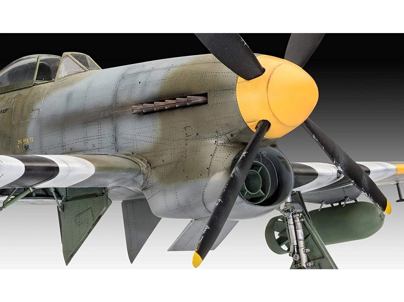 Revell - Hawker Tempest V, 1/32, 03851 цена и информация | Klotsid ja konstruktorid | kaup24.ee