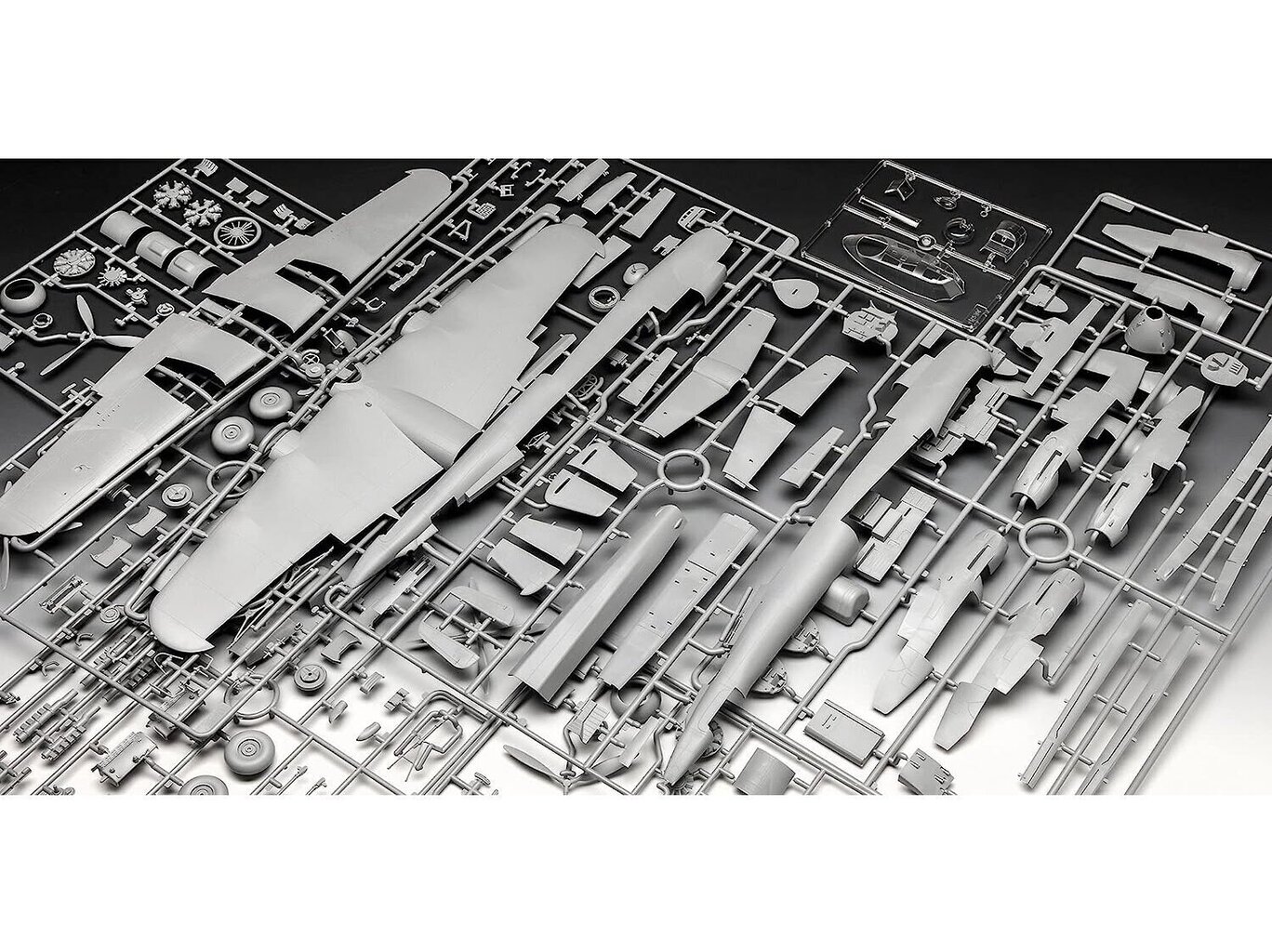 Revell - Dornier Do 217J 1/2, 1/48, 03814 hind ja info | Klotsid ja konstruktorid | kaup24.ee